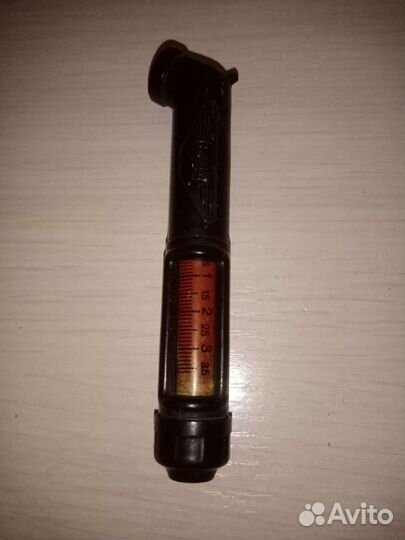 Манометр для измерения давления в шинах