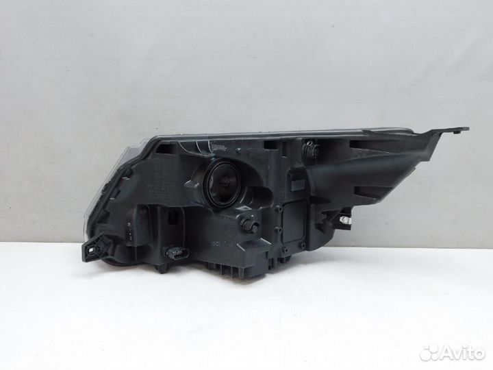 Фара правая Ford Explorer