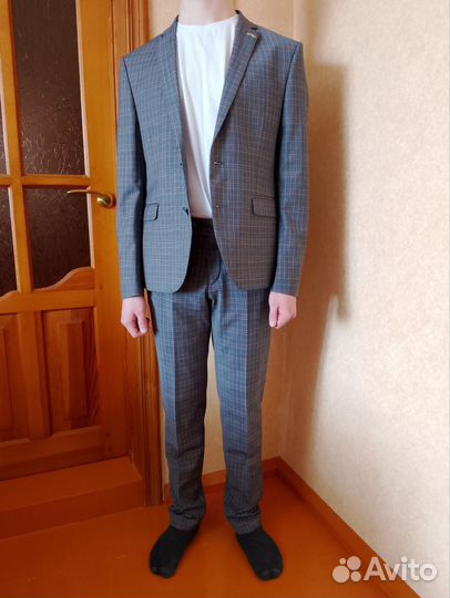 Костюм мужской
