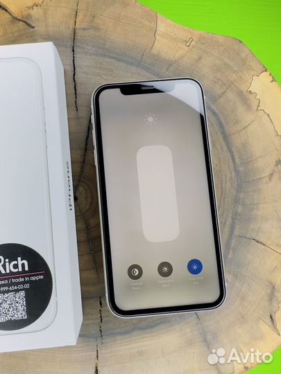 iPhone 11 256gb white Новый/Витринный