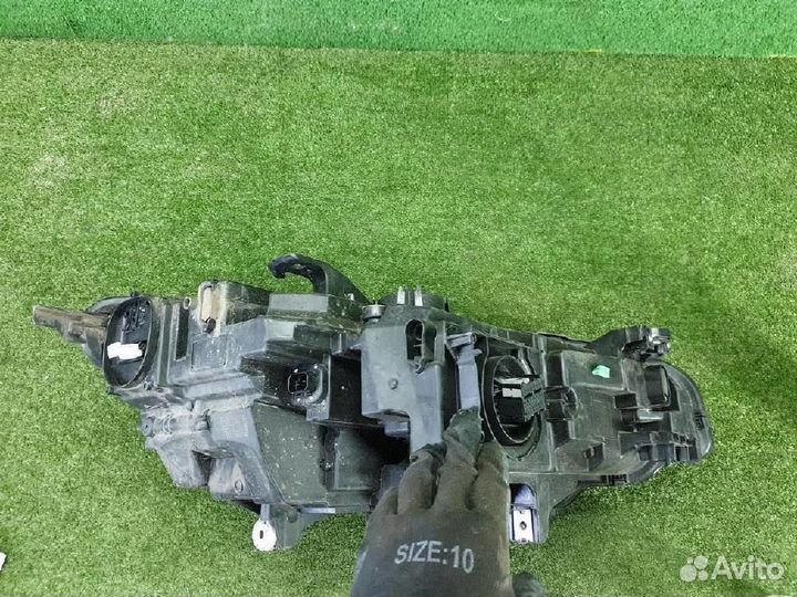 Фара левая BMW 8-Series/M8