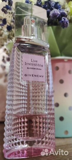 Givenchy Live Irresistible Blossom Crush