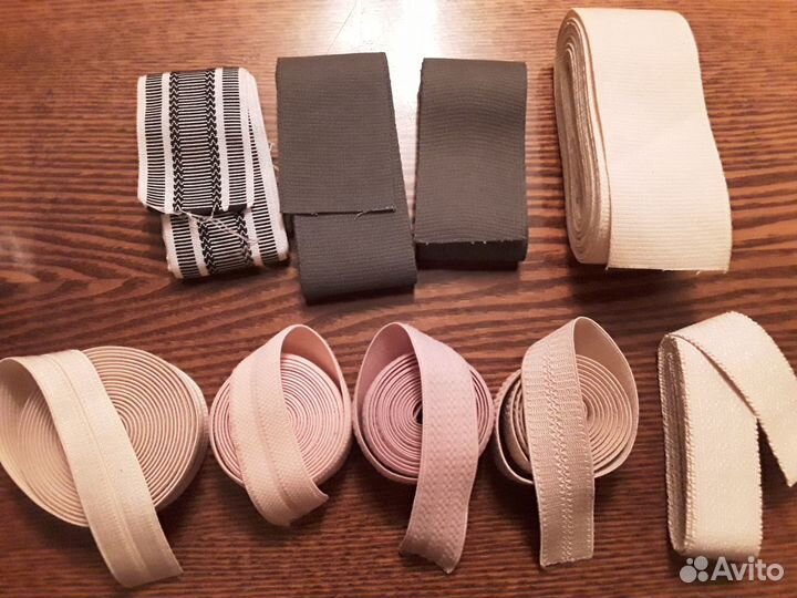 Нитки, тесьма, молнии все для шитья