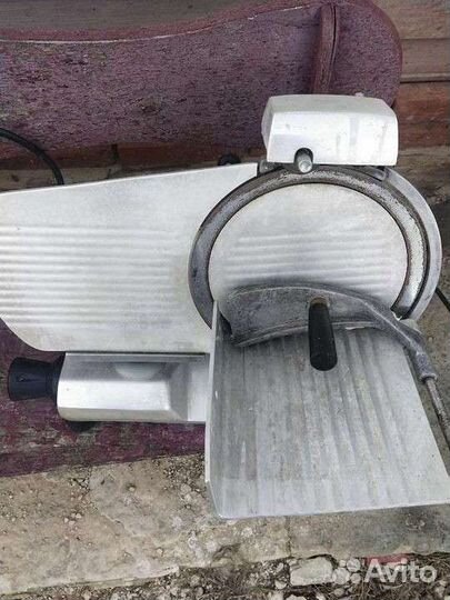 Слайсер для нарезки гастрономии