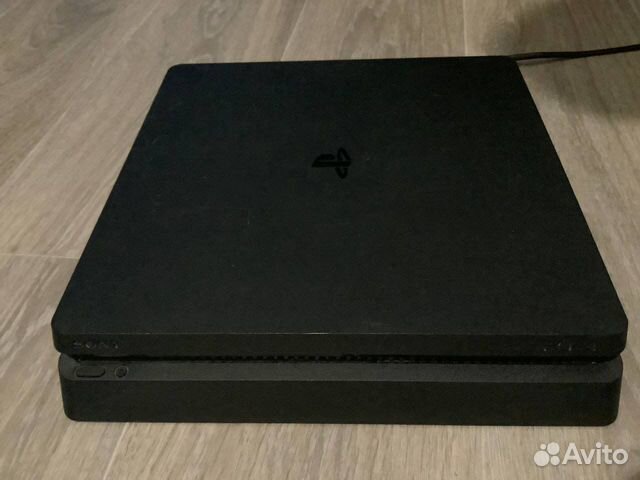 Sony PS4 slim