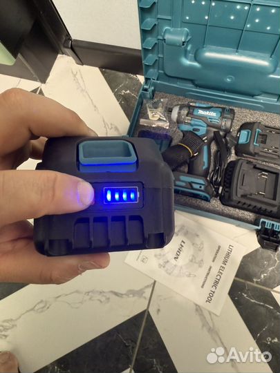 Гайковерт аккумуляторный 400 N.m Makita