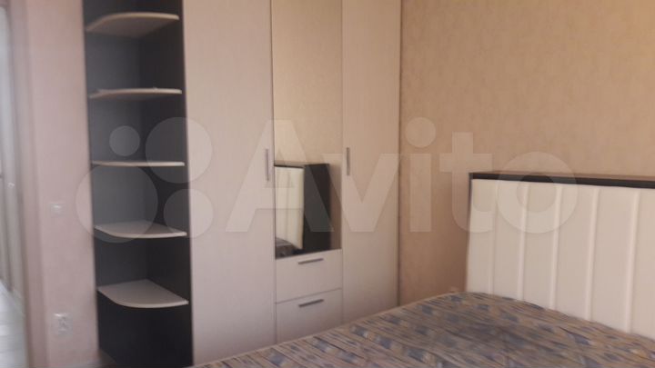 2-к. квартира, 54 м², 1/16 эт.