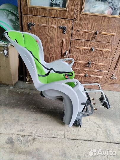 Сиденье для ребенка на велосипед