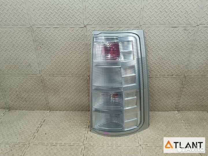 Стоп-сигнал задний правый toyota sienta
