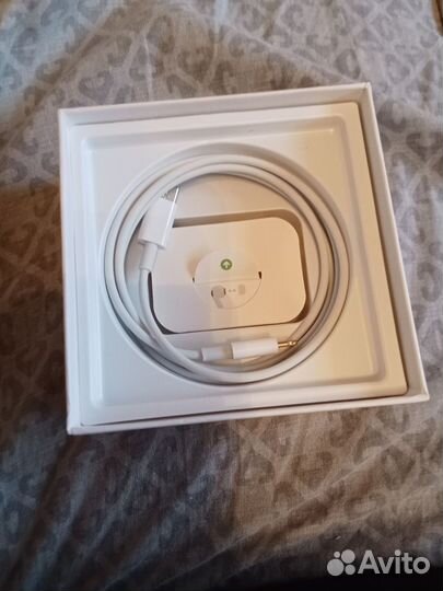 Беспроводные наушники Эппл