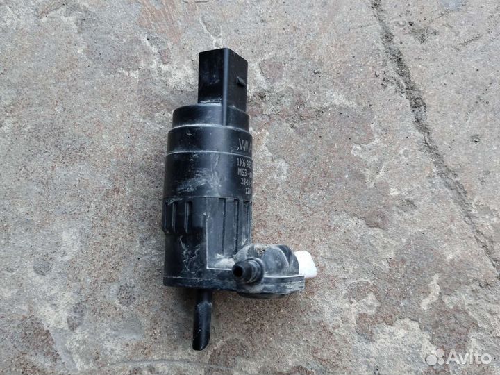 Насос омывателя VAG-1K6955651