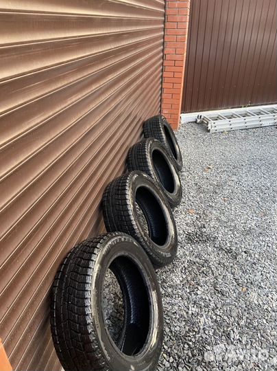 Three-A Winter Pro 205/60 R16