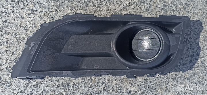 Кожух противотуманной фары левый