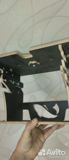 Столик для эхолота