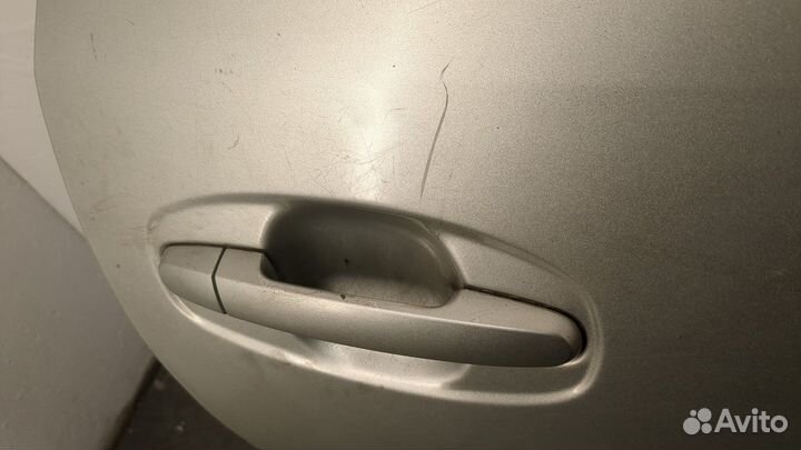 Дверь правая задняя Toyota Prius