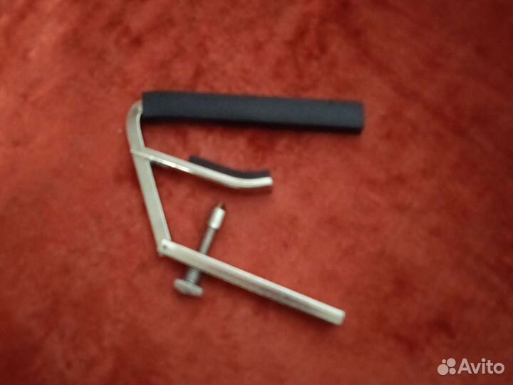 Каподастр для классической гитары