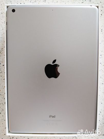 iPad 6th generation 32 gb wifi + стилус