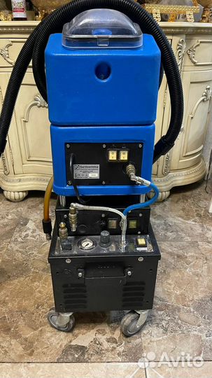 Моющий пылесос Santoema Италия