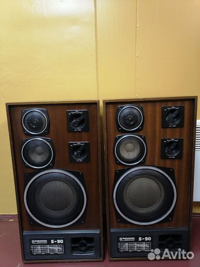 Акустические колонки S-90