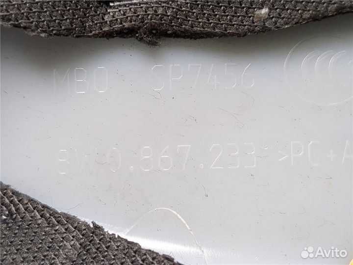 Обшивка стойки Audi A4 (B9), 2016