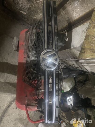 Решетка радиатора volkswagen touareg