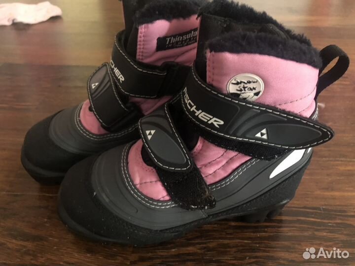 Лыжные ботинки на липучках, очень удобные и тёплые