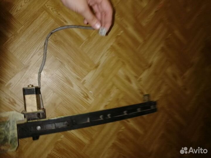 Электростеклоподъемник ваз2110-12передние(каждый)