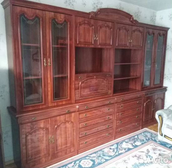 Стенка мебельная