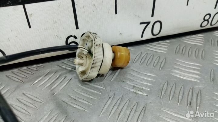 Б/У Датчик топливного фильтра Subaru