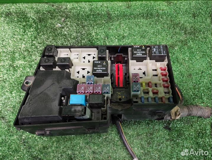 Блок предохранителей моторный Mazda 3 (BK) 2005