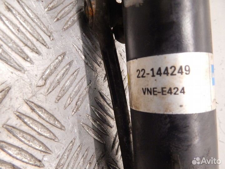 Стойка подвески BMW E87