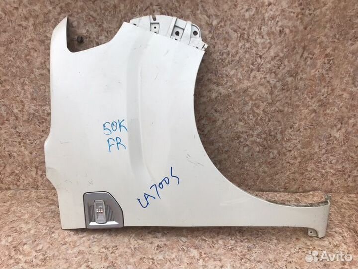Крыло прав. перед. daihatsu wake