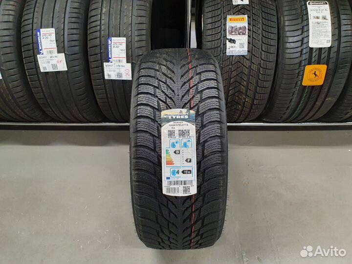 Nokian Tyres Hakkapeliitta R3 SUV 215/60 R17