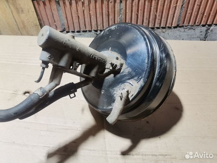 Усилитель тормозов вакуумный Nissan Almera Tino