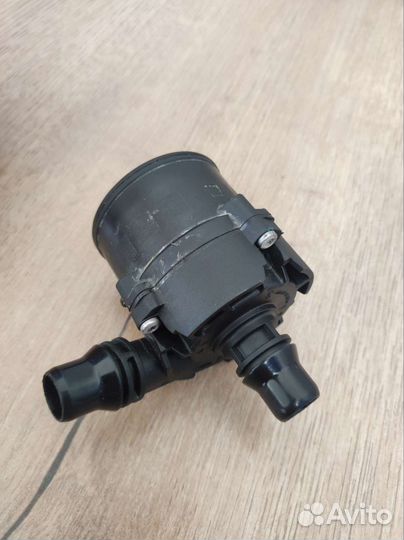 Насос системы охлаждения A0005003500