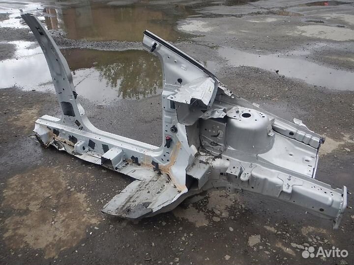 Лонжерон передний левый Ford Focus/Focus RS/Focus ST