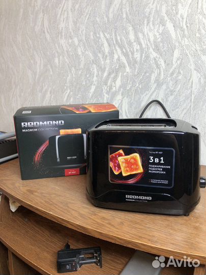 Тостер Redmond RT-437