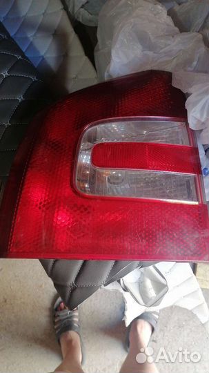 Задняя левая фара Skoda Octavia