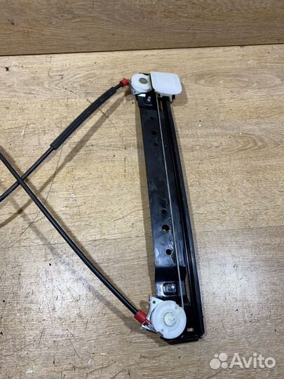 Стеклоподъемник задний правый Ford S-MAX C30