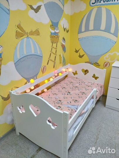 Кровать детская из массива