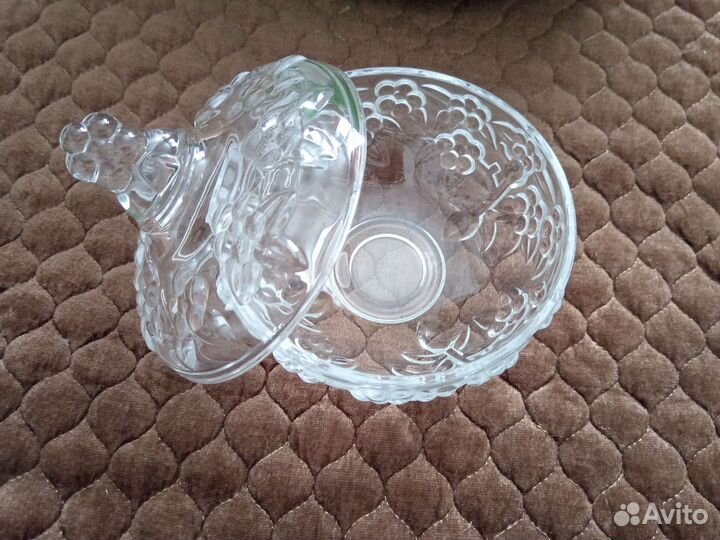 Сахарница конфетница