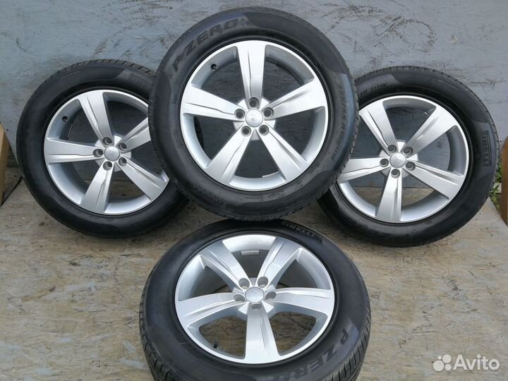 Оригинальные колеса на Range Rover Velar R19