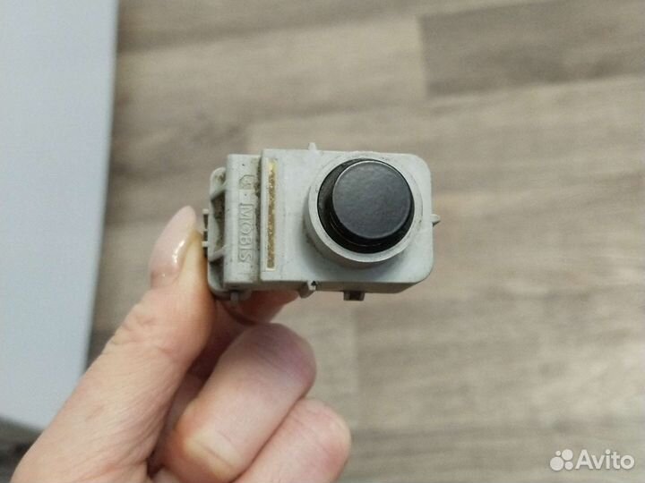 Датчик парковки 957204L010 Hyundai-Kia