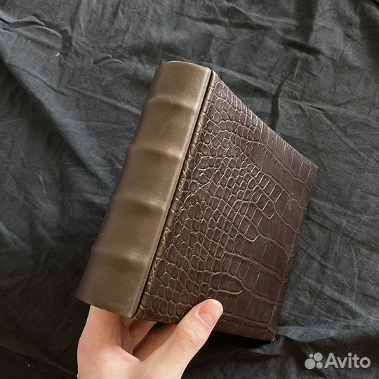 Винтажный фотоальбом из кожи