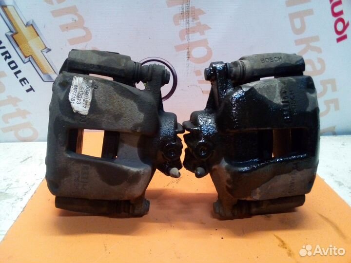 Суппорт передний правый левый Джили Эмгранд EC7