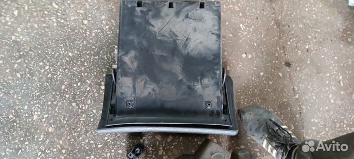 Бардачок Opel Vectra универсал