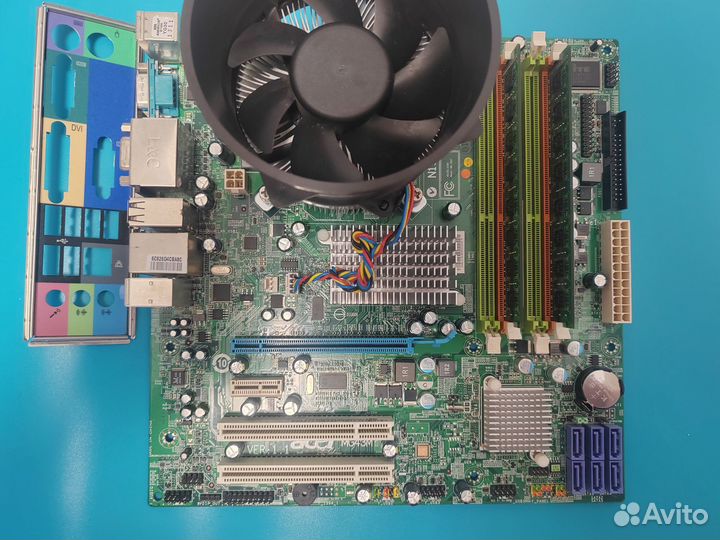 Комплект Q8300 / 4Гб ddr3 / Кулер