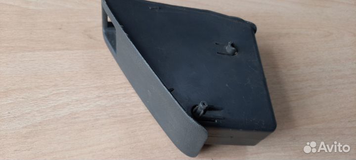 Обшивка багажника Митсубиси Лансер 1995-2000