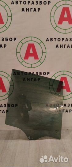 Стекло заднее правое Bmw X5 E53 SVA M54B30 2003