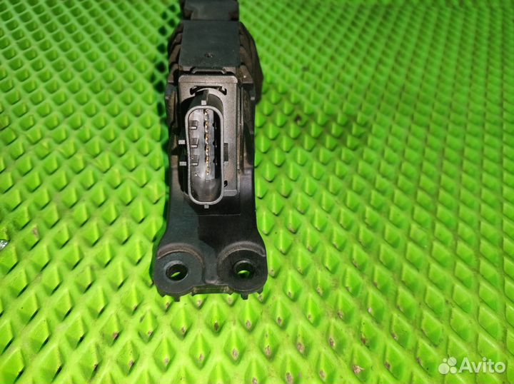 Педаль газа Volkswagen Polo